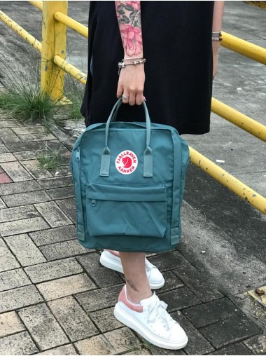 Fjallraven Kanken –  Frost Green